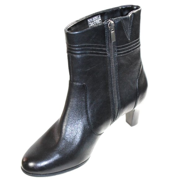 Rockport Total Motion Melora Wave Black Leather Ankle Boot, Size 7.5 - Picture 2 of 6